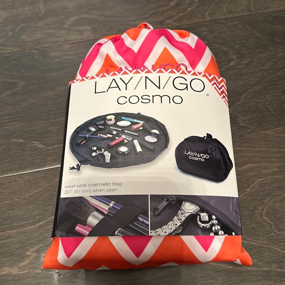 LAY / N / GO  cosmo